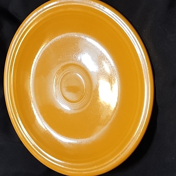 Fiestaware bread and butter plate in yellow (older) color - Picture 2 of 4